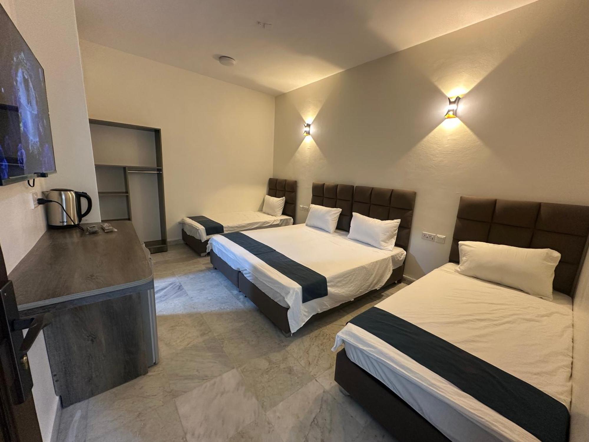 Relax House For דירה עקבה
